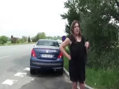 Abikaasa Violetta ja külaline Elena sek vido persses täitmatut Mick Blue'i.