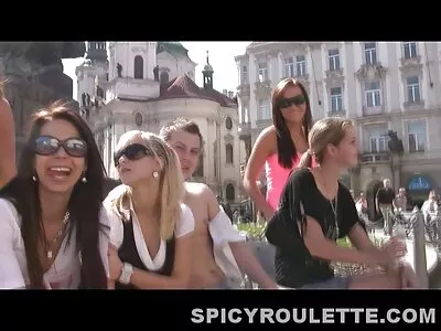 Tüdruku sõjaväe seelik. ten sex porno