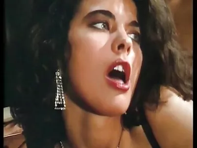 Aasia neiu ilusate video one seks silmadega.