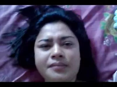 Näitab suuri seks video hard rindu.